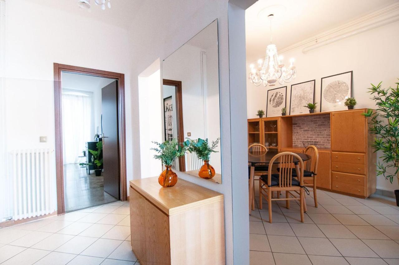 Academy Industrial Chic Apartment Bergamo Luaran gambar